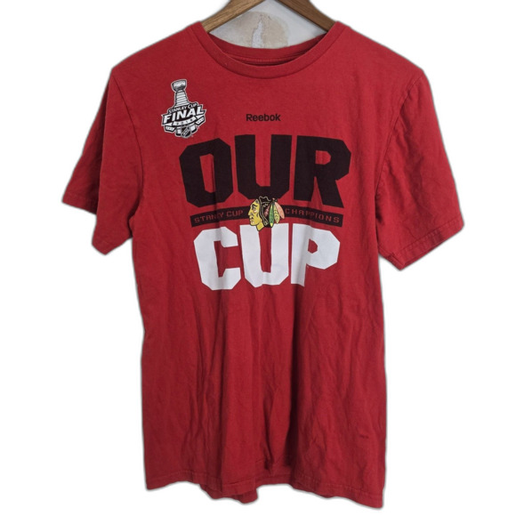 Chicago Blackhawks Our Cup 2015 Stanley Cup T-Shirt Men's Medium M Red FLAWED - Picture 1 of 7
